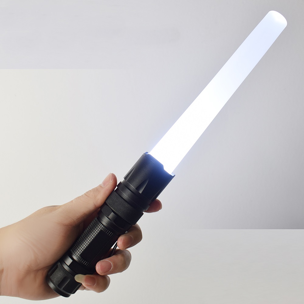 4 in 1 Zoom multicolore Led Bi - Outdoor Adventure Hunt recensione e prezzo
